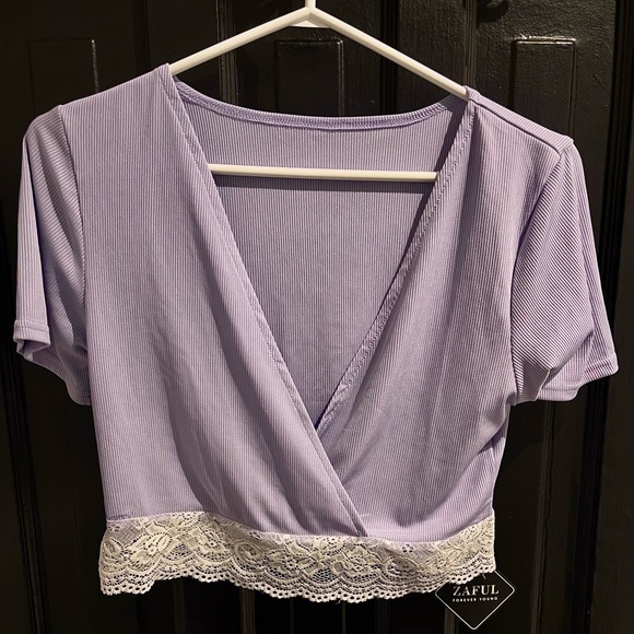 Lilac lace cross-front crop top - Picture 1 of 1
